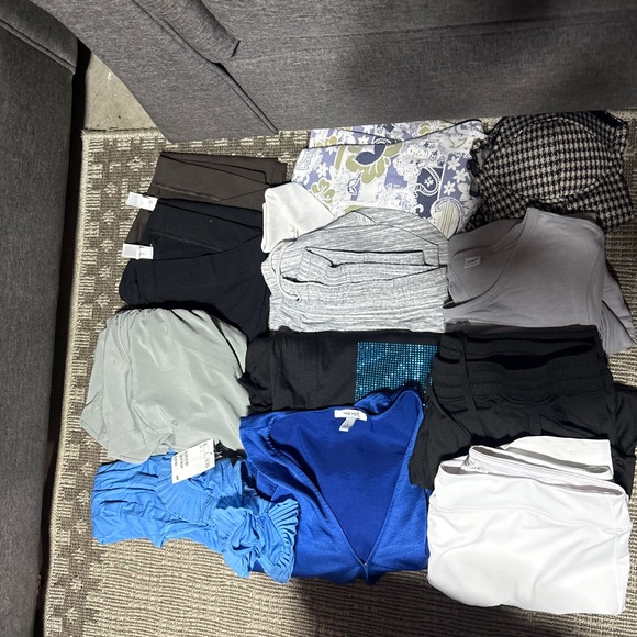 Large Bundle - Picture 6 of 6